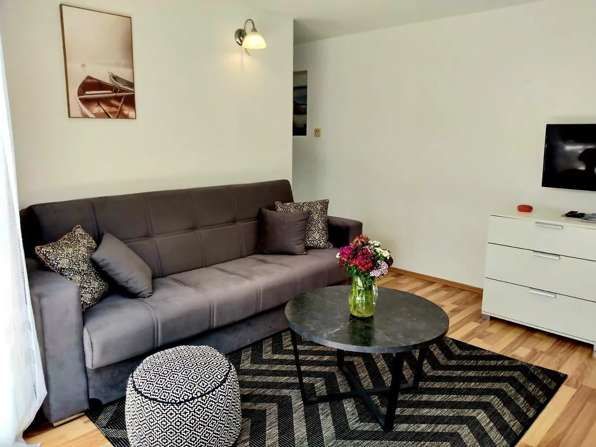 Villa Grande Vista - Lovely Apartment With Spacious Lush Mediterranean Patio And Sea View Trogir 0*,  Croatia